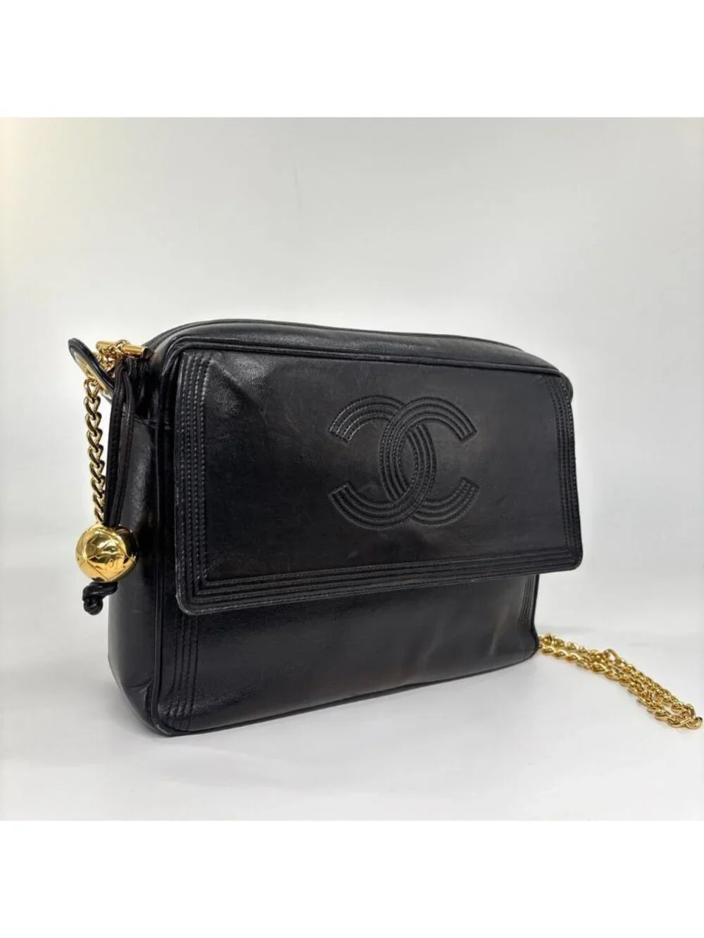 Chanel Lambskin CC Logo Shoulder Bag Black